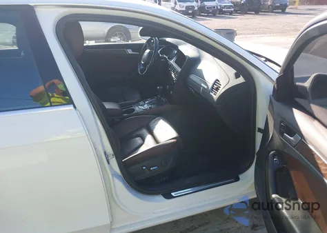 2013 Audi A4 2.0T Premium z USA, uszkodzony, nr VIN WAUFFAFL4DN032066